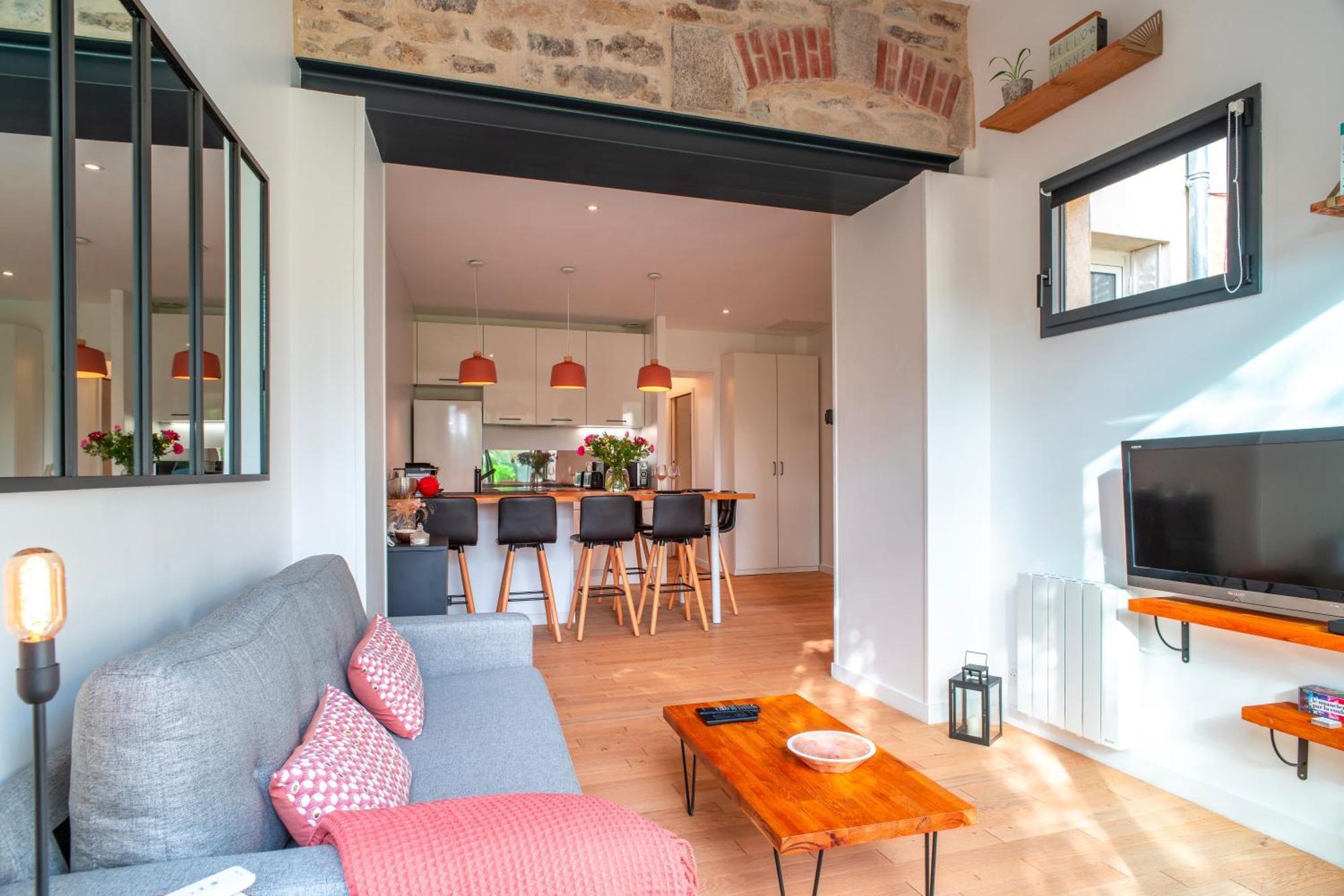 Escale Jardin - Joli Apt Proche Gare Avec Jardin 瓦讷 外观 照片